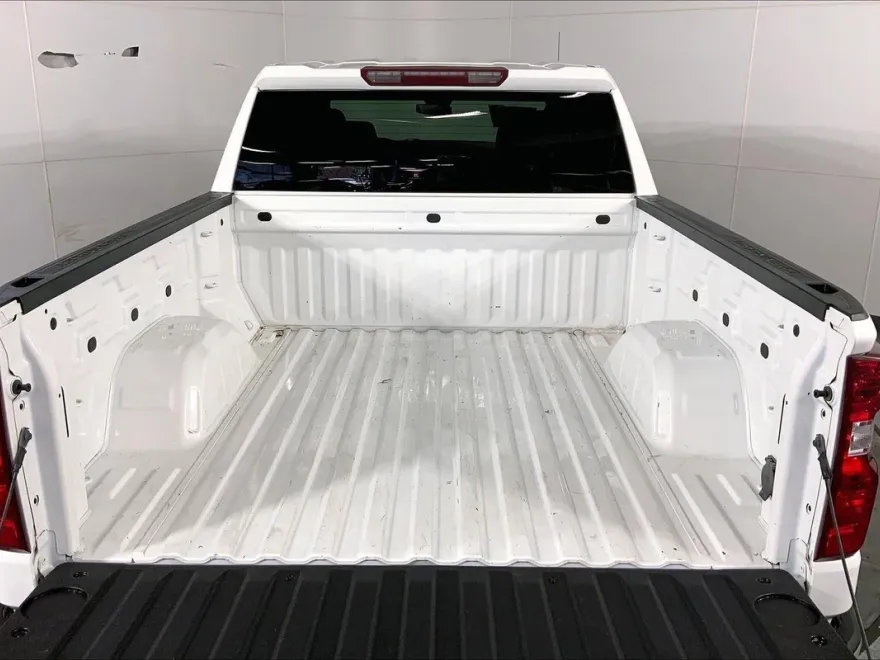 2022 Chevrolet Silverado 1500 LT photo 1