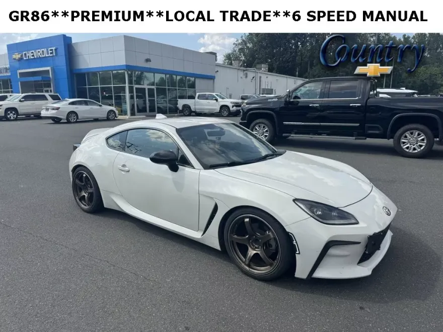 2023 Toyota GR86 Premium photo 1