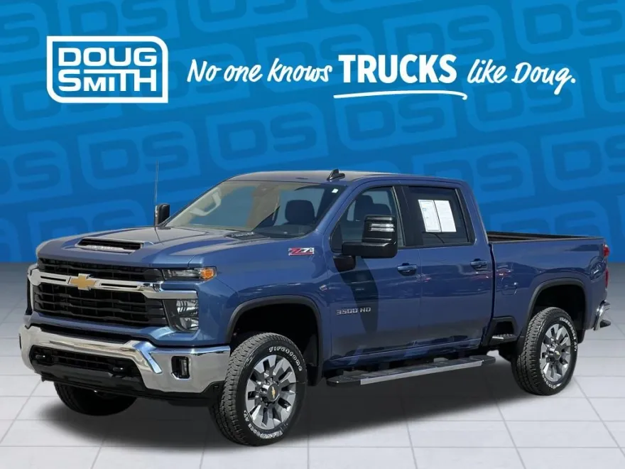 2024 Chevrolet Silverado 3500HD LT photo 1