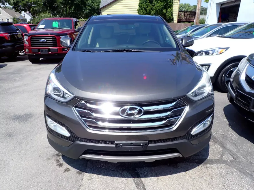 2013 Hyundai Santa Fe 2.0T Sport photo 1