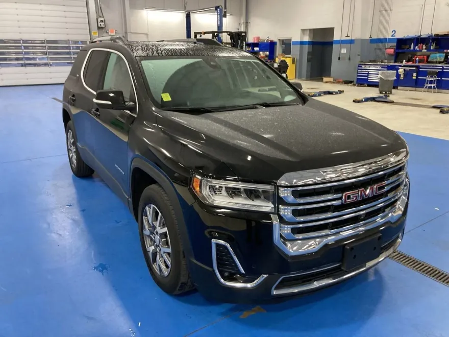 2023 Gmc Acadia SLT photo 1