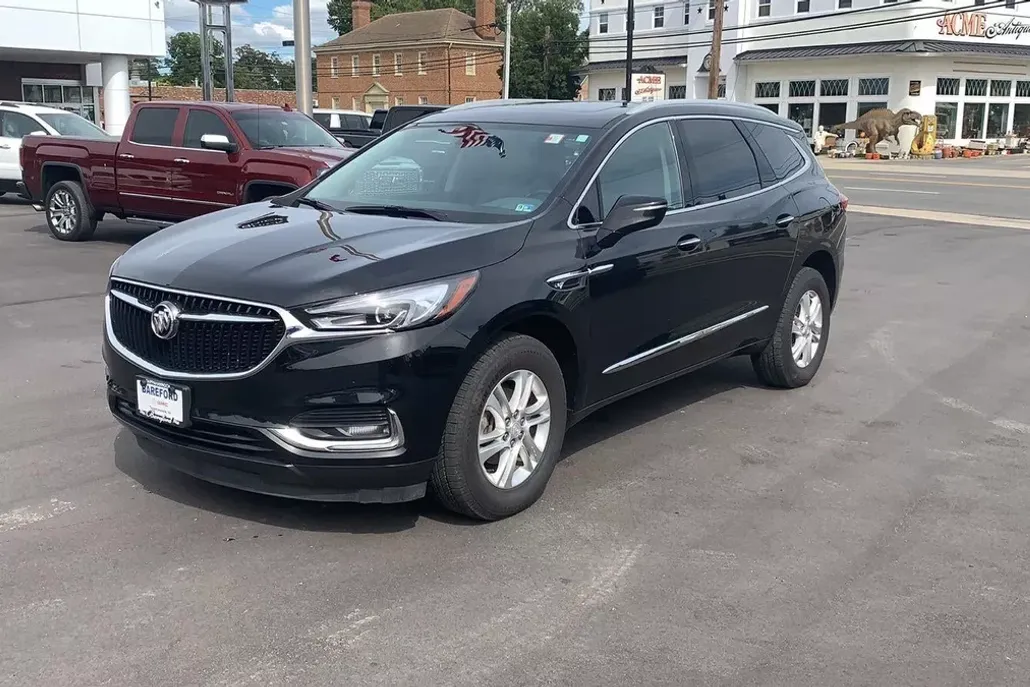 2020 Buick Enclave Essence photo 1