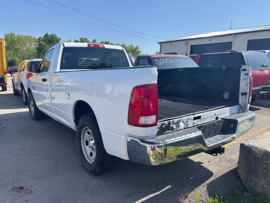 2016 Ram 1500 Tradesman photo 1