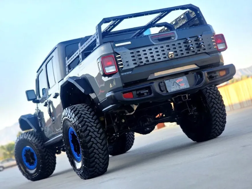2021 Jeep Gladiator Freedom photo 1