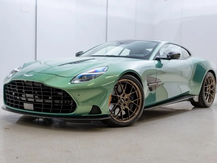 2025 Aston Martin Vanquish AM7 photo 1