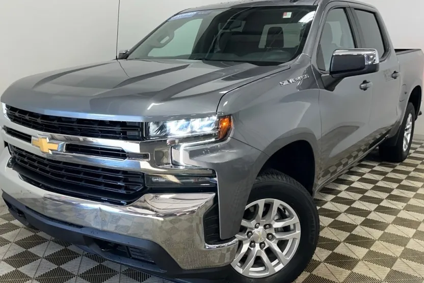 2021 Chevrolet Silverado 1500 LT1 photo 1