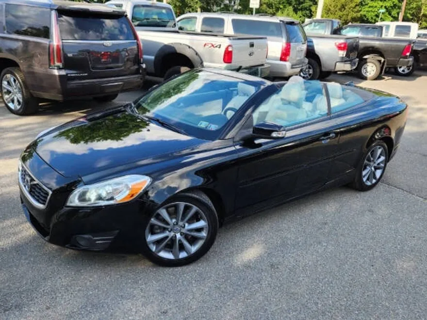 2012 Volvo C70 T5 photo 1