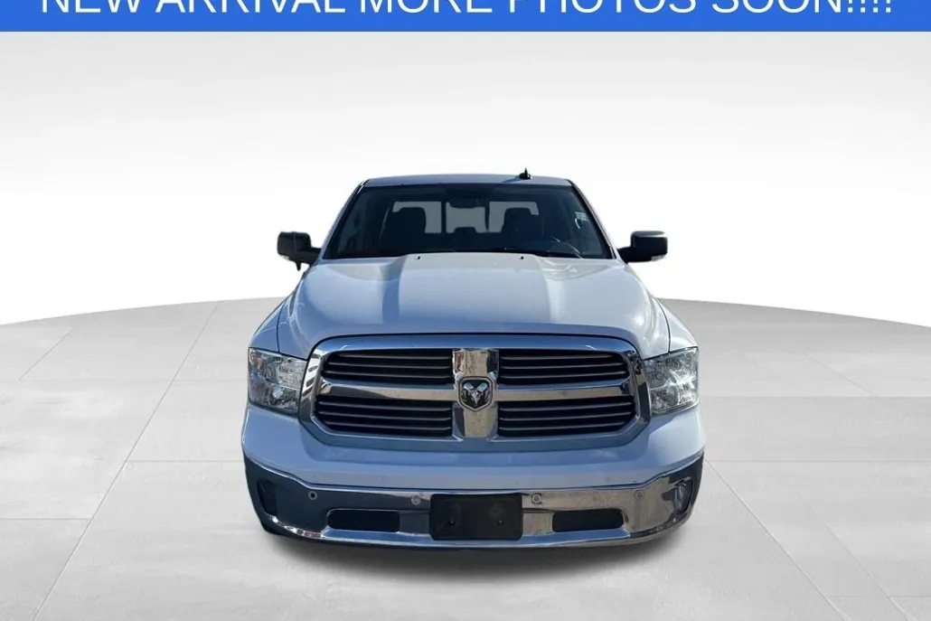 2016 Ram 1500 SLT photo 1
