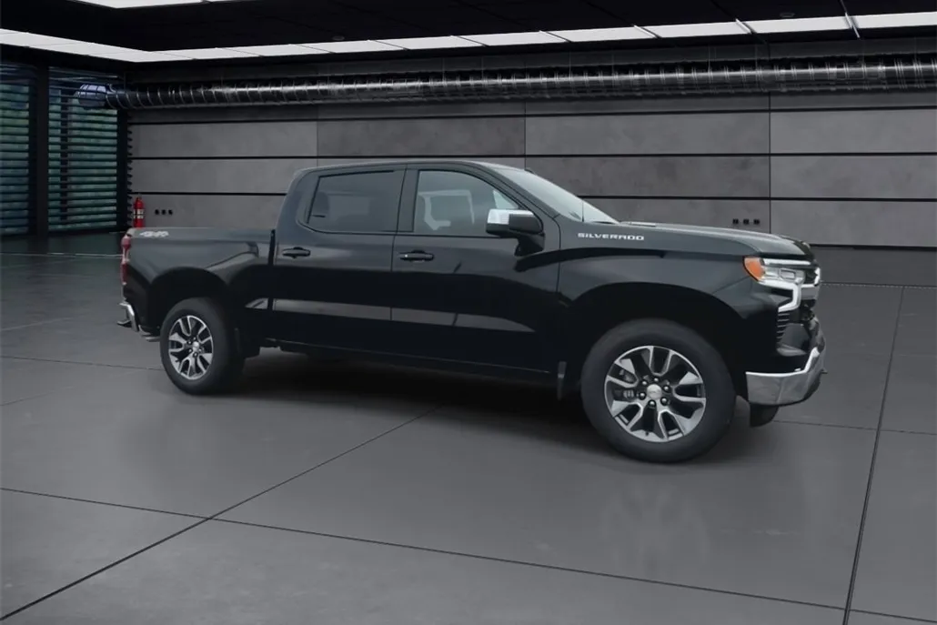 2026 Chevrolet Silverado 1500 LT photo 1