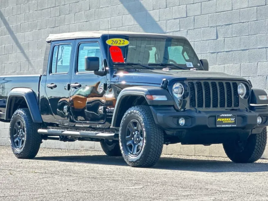 2022 Jeep Gladiator Sport photo 1