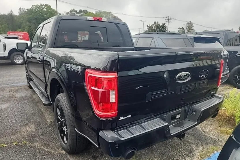 2022 Ford F-150 XLT photo 1