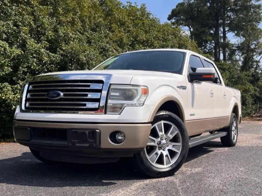 2014 Ford F-150 Lariat photo 1