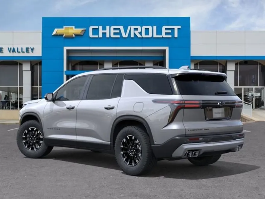 2026 Chevrolet Traverse Z71 photo 1