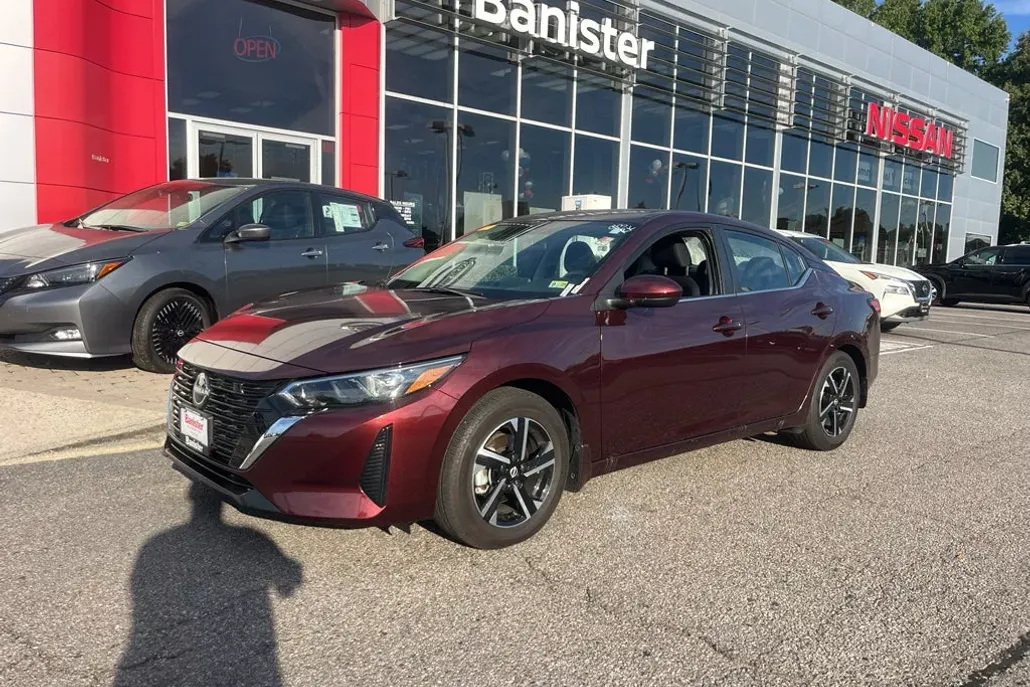 2025 Nissan Sentra SV photo 1