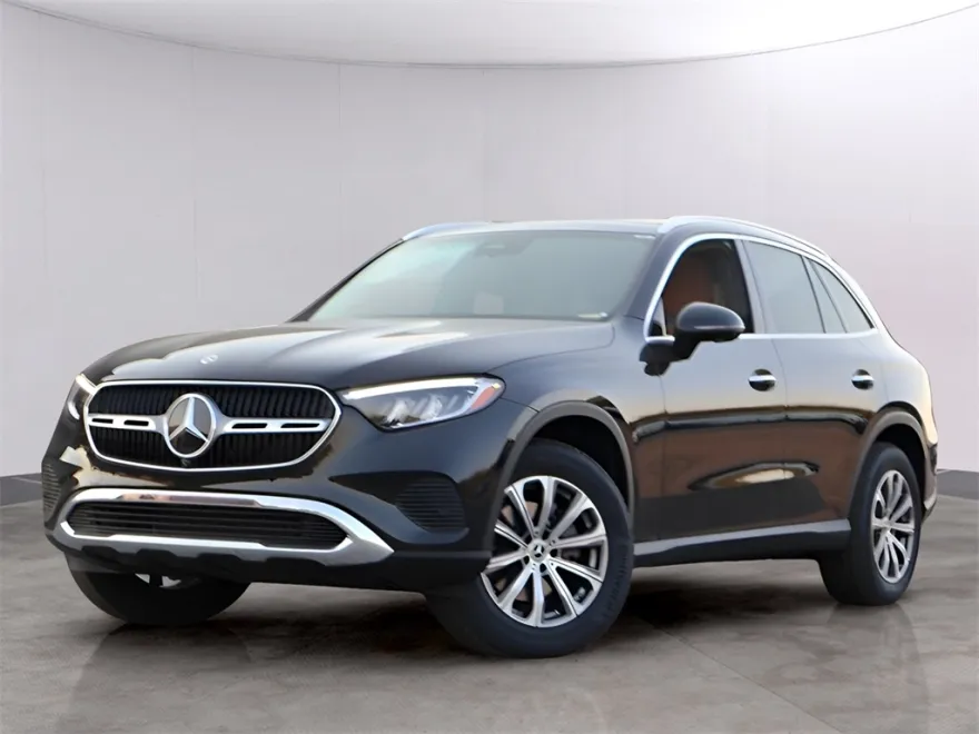 2025 Mercedes Benz GLC 300 4MATIC photo 1