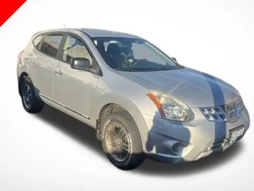 2013 Nissan Rogue S photo 1