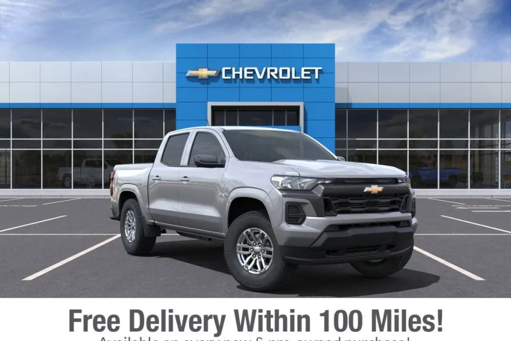 2025 Chevrolet Colorado Work Truck LT photo 1