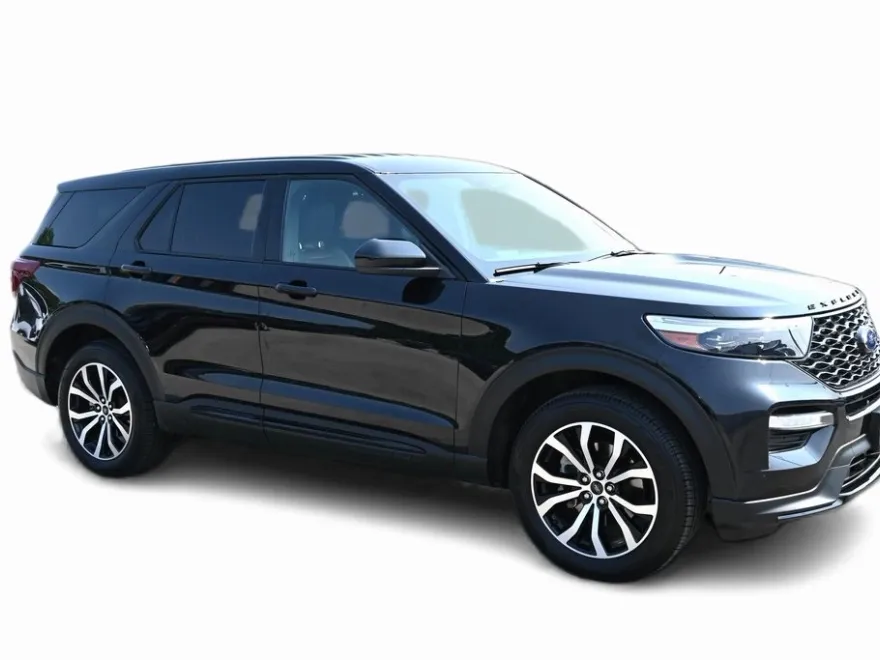2022 Ford Explorer ST photo 1