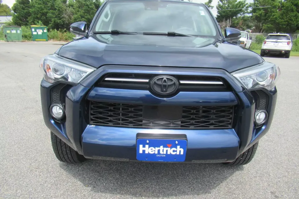 2020 Toyota 4Runner SR5 Premium photo 1