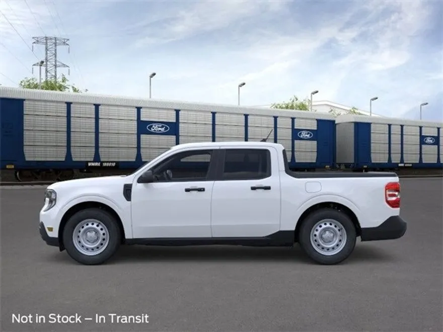 2025 Ford Maverick XL photo 1