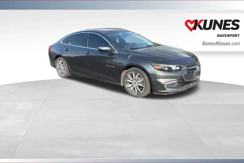 2016 Chevrolet Malibu 1LT photo 1