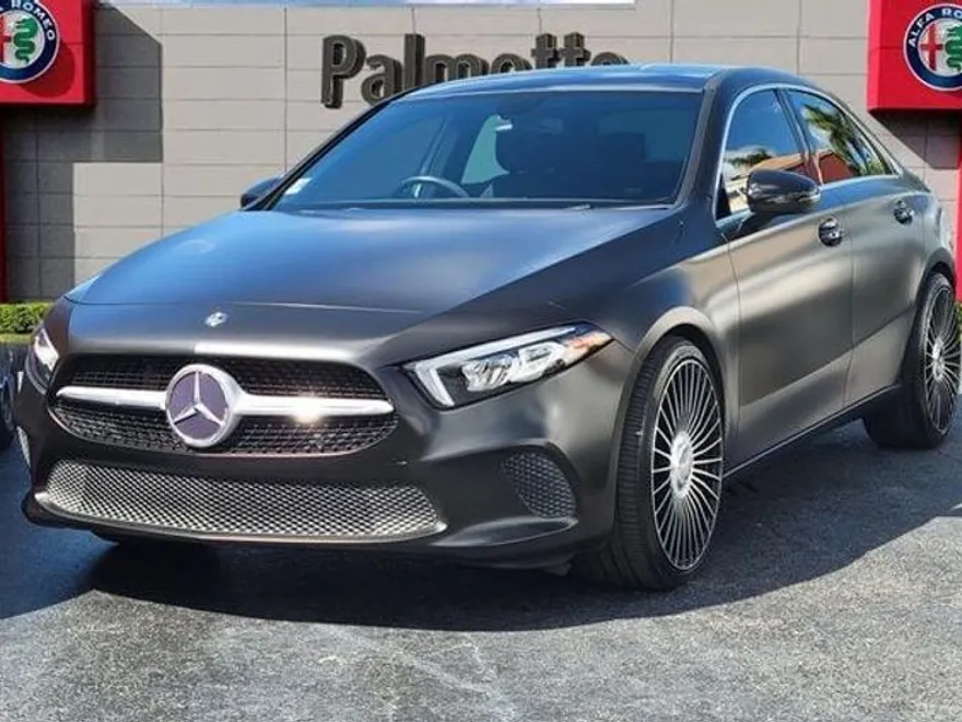 2020 Mercedes Benz A 220 photo 1