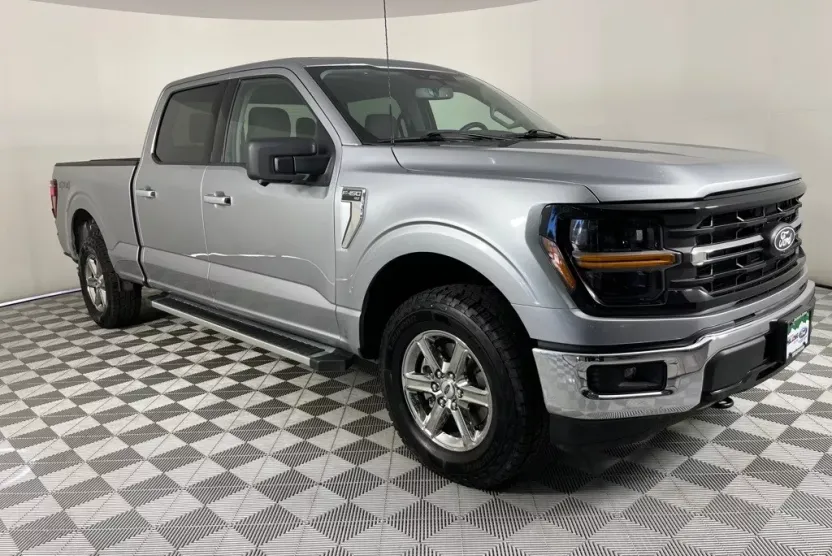 2024 Ford F-150 XLT photo 1