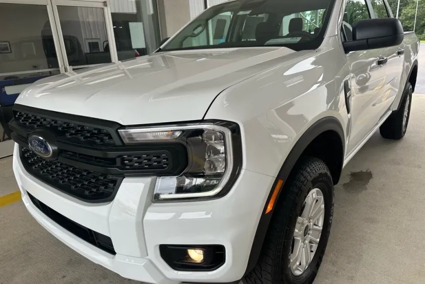 2025 Ford Ranger XL photo 1