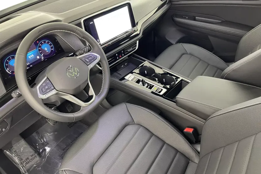 2026 Volkswagen Atlas Cross Sport SEL photo 1