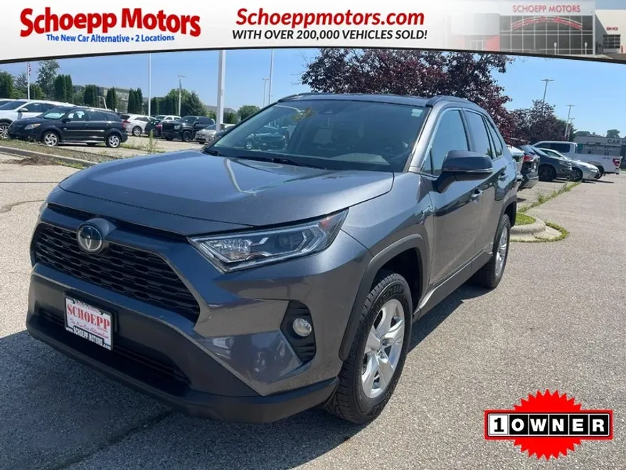 2021 Toyota RAV4 Hybrid XLE photo 1