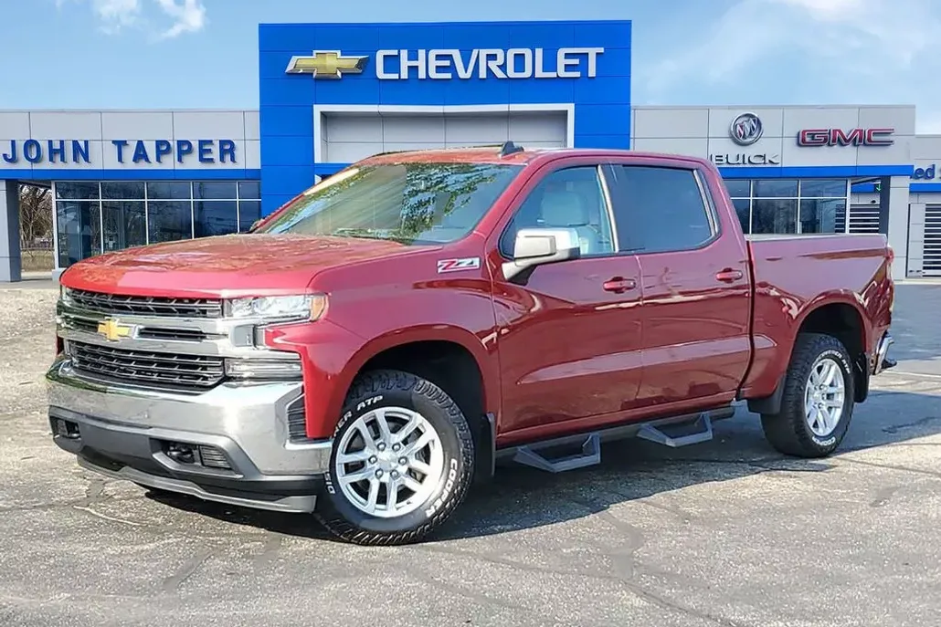 2019 Chevrolet Silverado 1500 LT photo 1