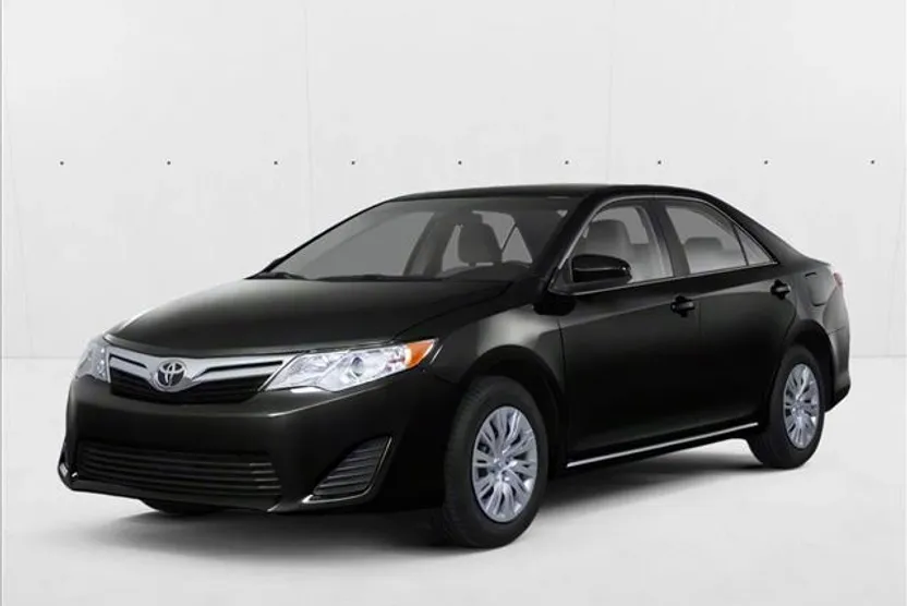 2012 Toyota Camry SE photo 1