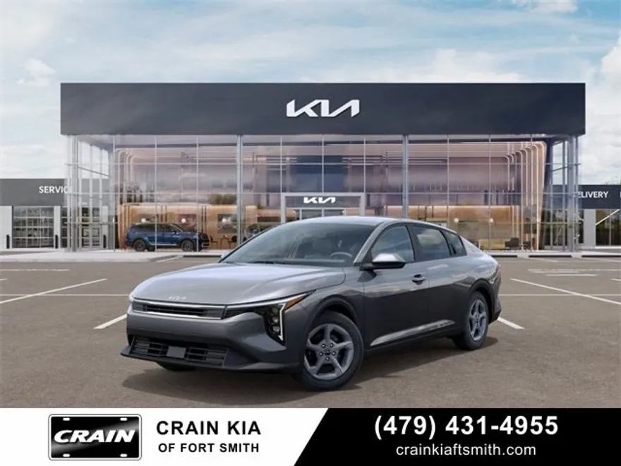 2025 Kia K4 LXS photo 1
