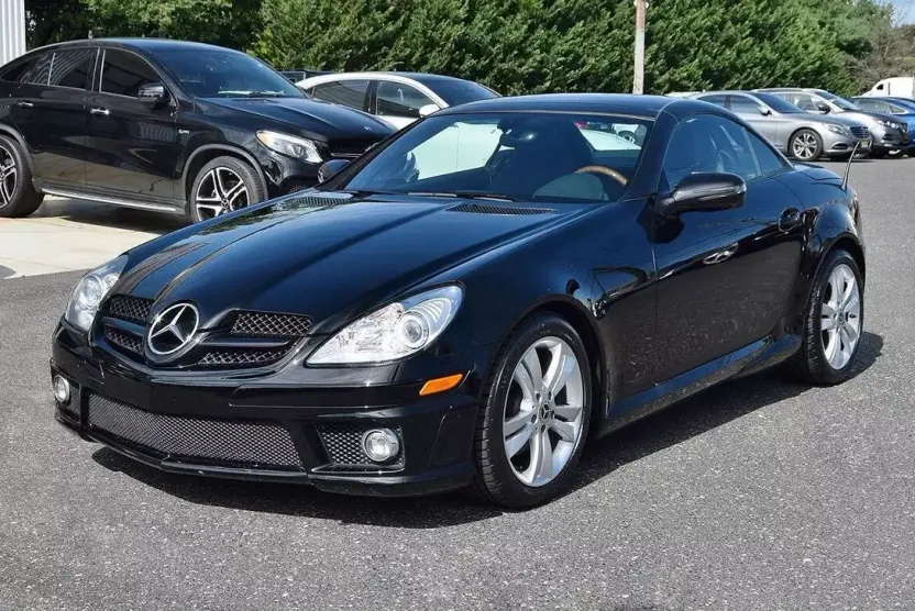 2011 Mercedes Benz SLK 300 photo 1