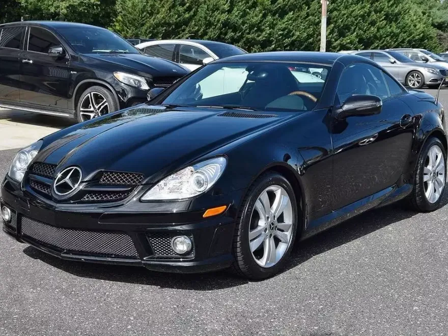 2011 Mercedes Benz SLK 300 photo 1