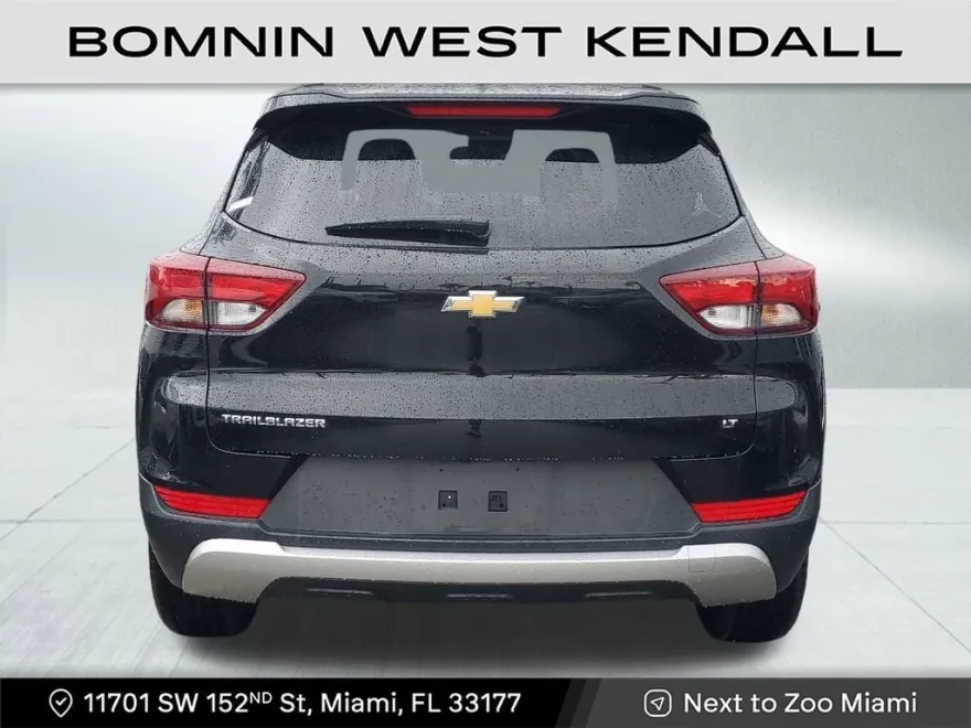 2023 Chevrolet Trailblazer LT photo 1