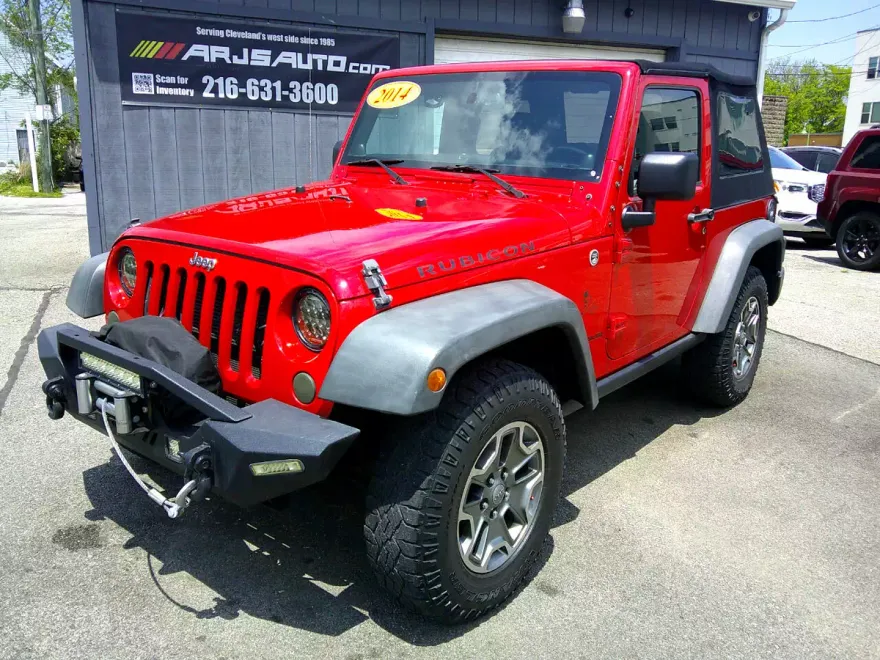2014 Jeep Wrangler Two-Door Rubicon photo 1