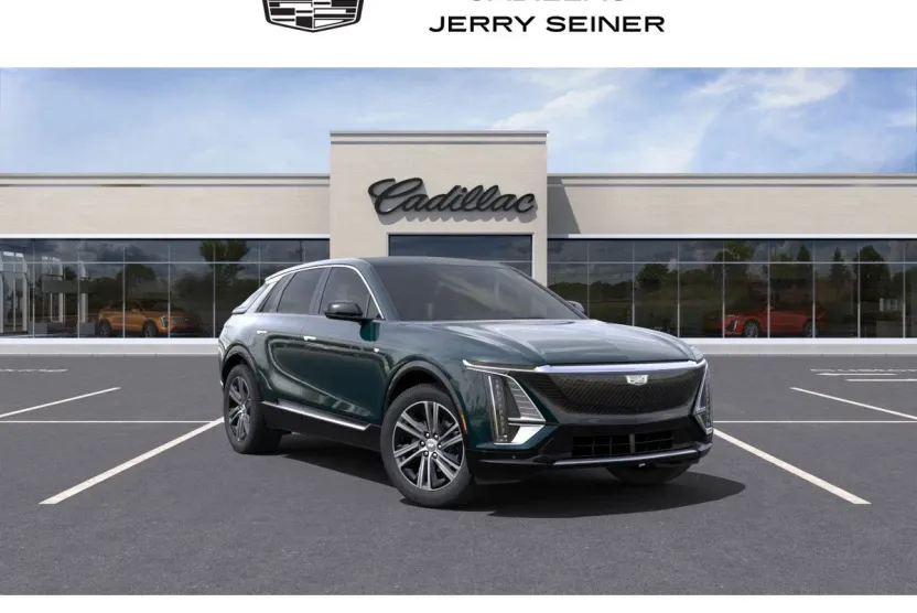2025 Cadillac Lyriq Luxury photo 1