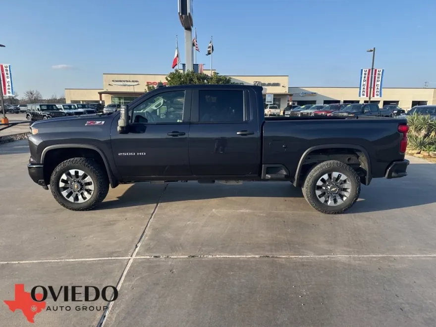 2024 Chevrolet Silverado 2500HD Custom photo 1