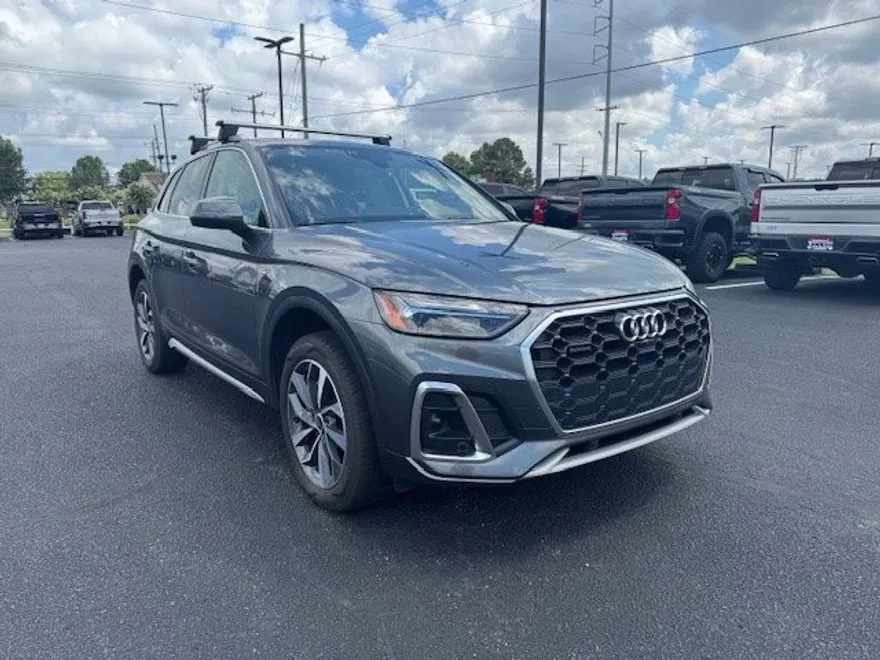 2024 Audi Q5 S line Premium Plus 45 TFSI photo 1