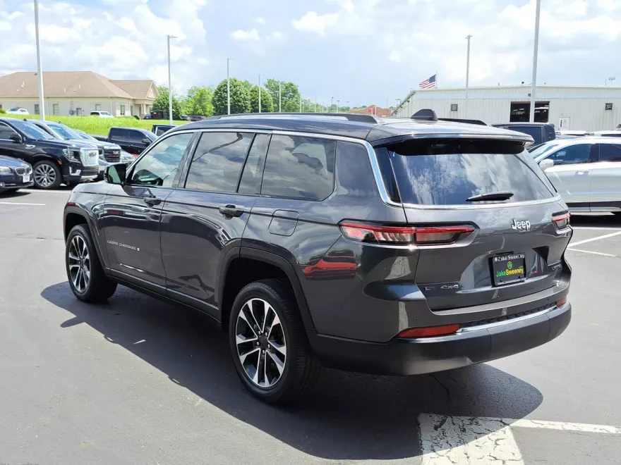 2022 Jeep Grand Cherokee Limited photo 1