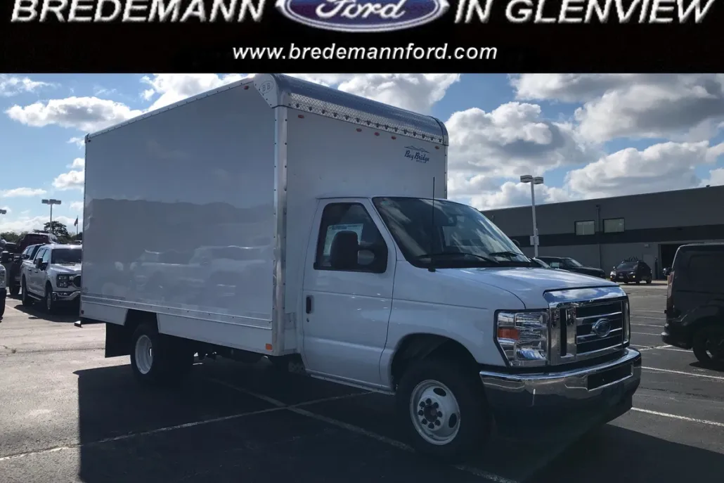 2025 Ford E-350 photo 1
