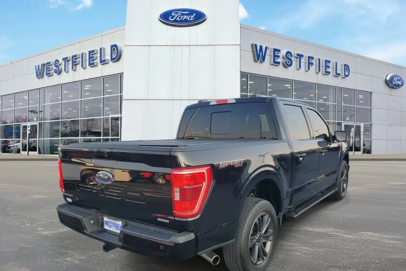 2022 Ford F-150 XLT photo 1