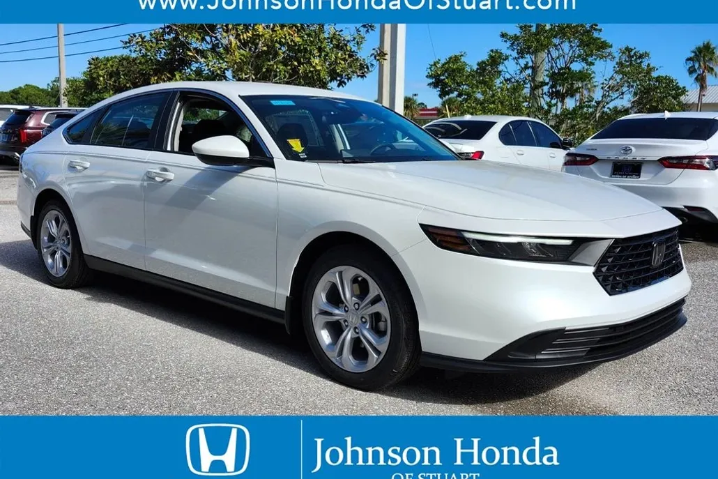 2025 Honda Accord LX photo 1