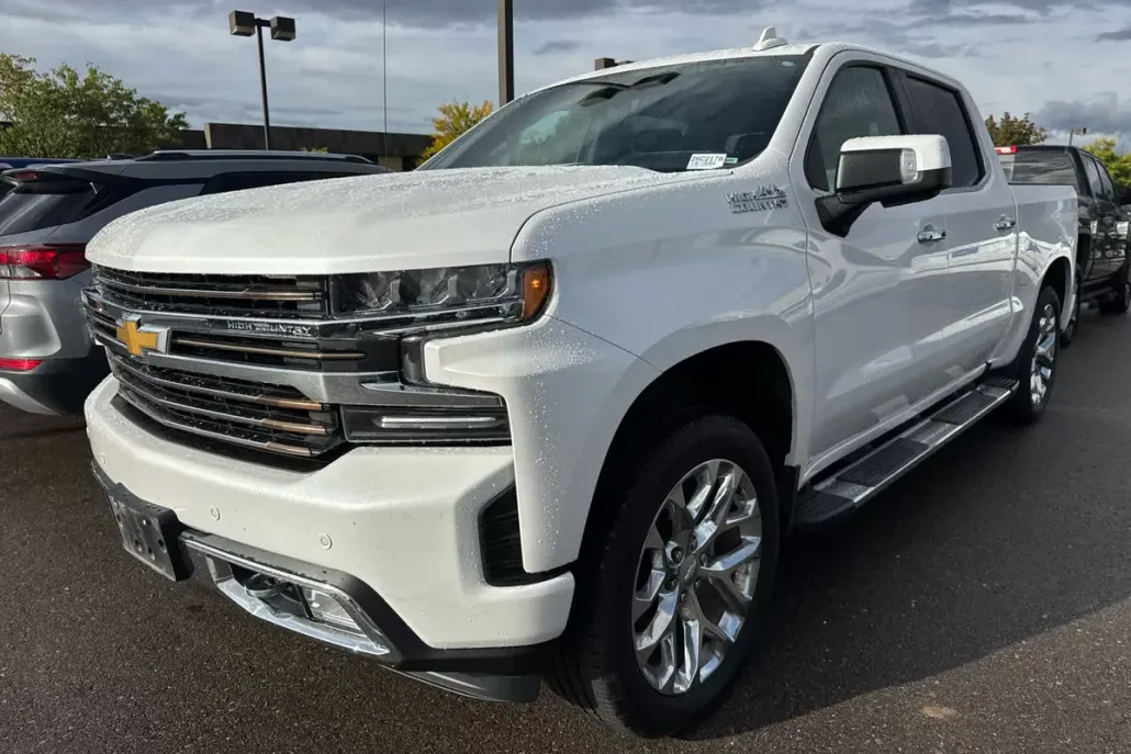 2019 Chevrolet Silverado 1500 High Country photo 1