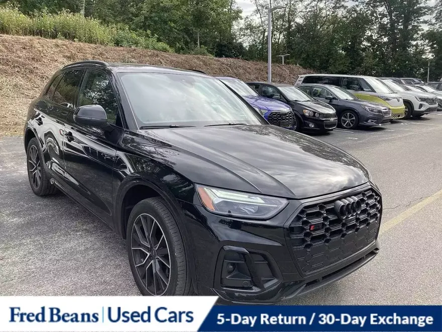 2023 Audi SQ5 Premium Plus photo 1