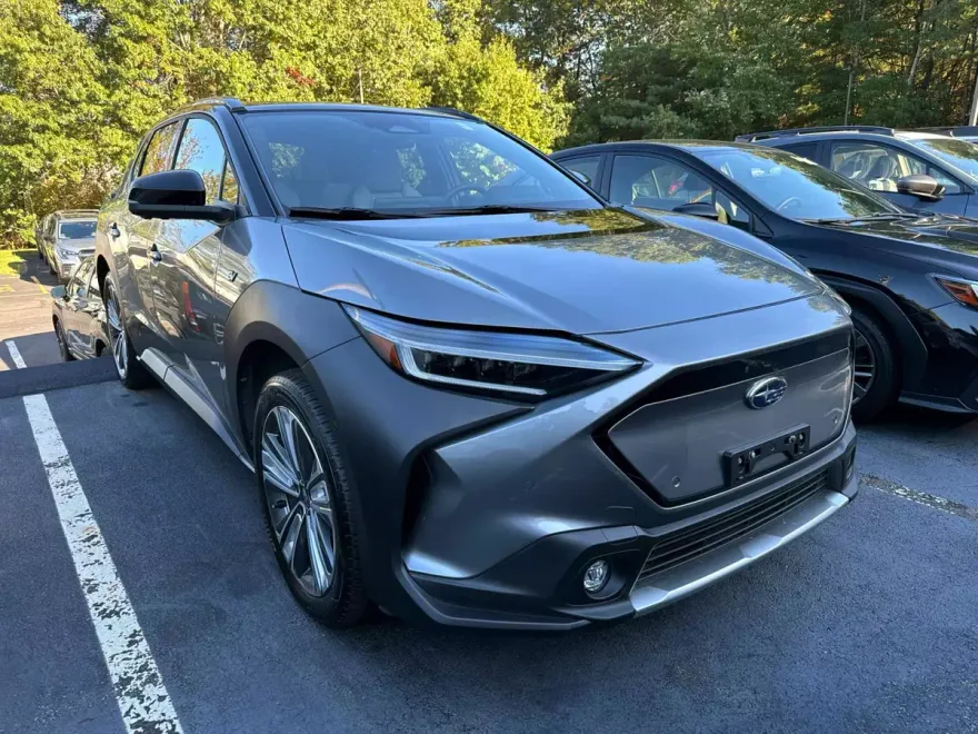 2023 Subaru Solterra Touring photo 1