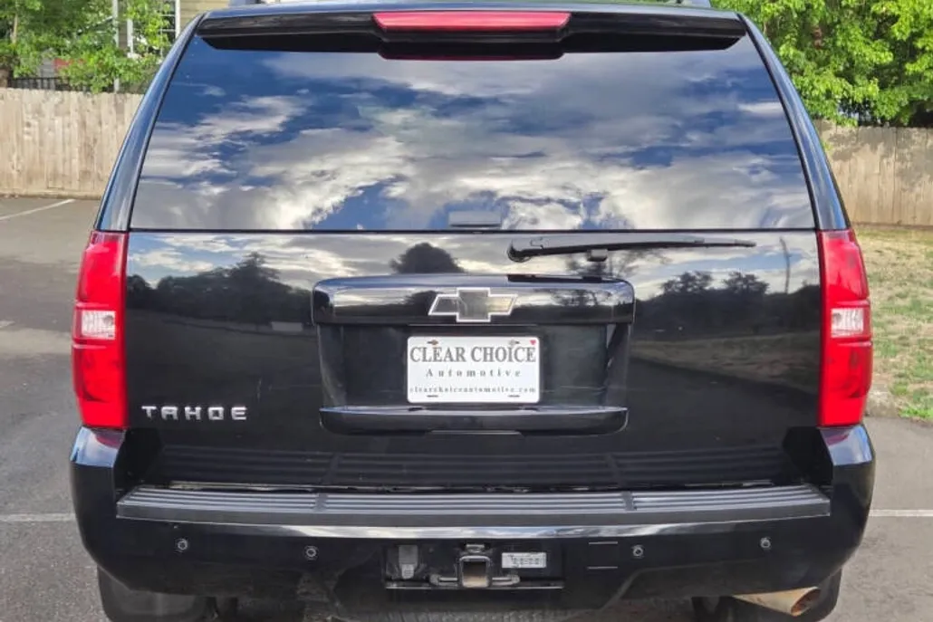 2009 Chevrolet Tahoe LT photo 1