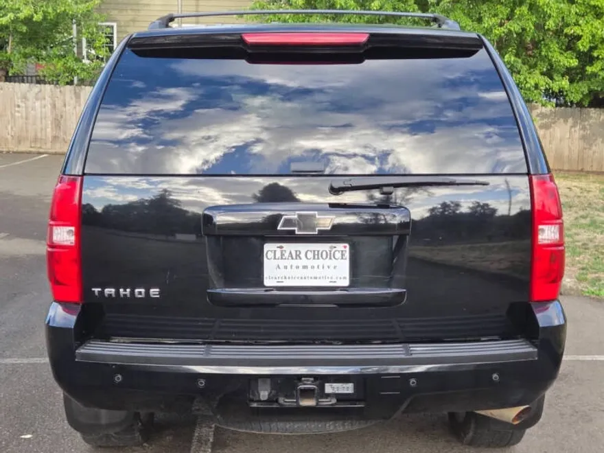 2009 Chevrolet Tahoe LT photo 1