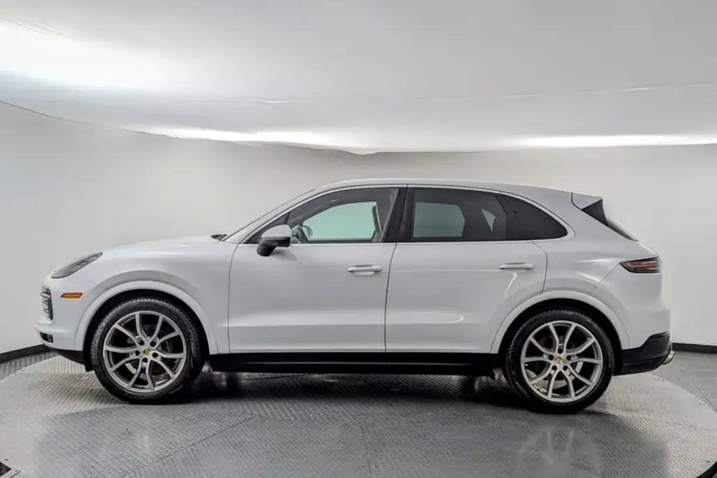 2019 Porsche Cayenne photo 1